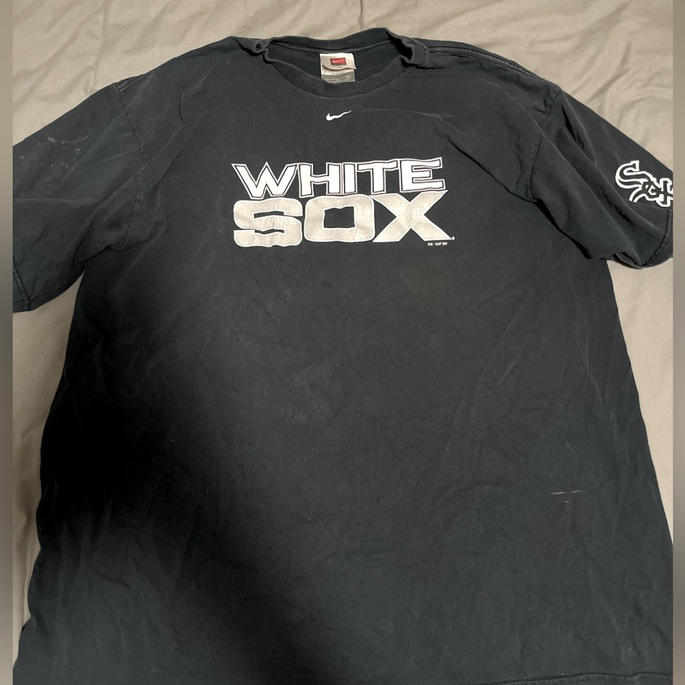 nike vintage tee white sox